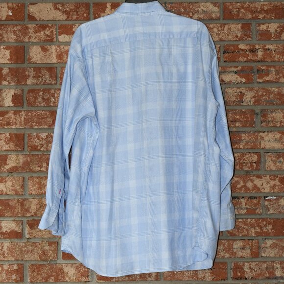 Tommy Bahama Men's Button Up Shirt - Picture 2 of 3